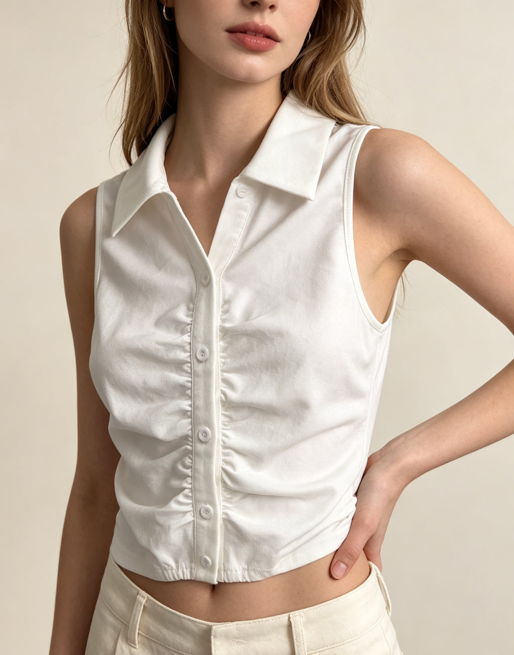 Women's White Sleeveless Cropped Basic Blouse‌